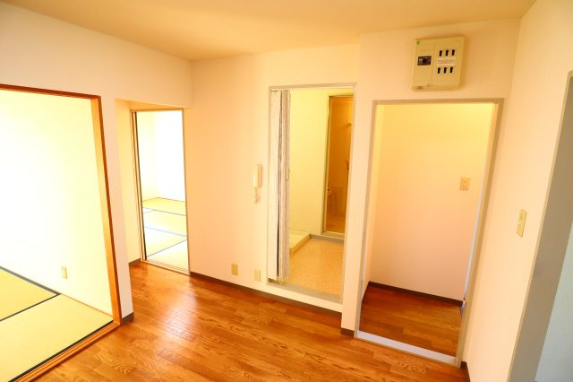 チェリーヒルズの居間・リビング