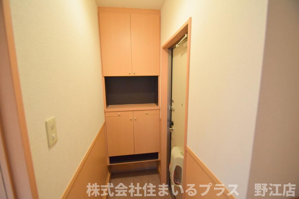 シェソワ鶴見緑地の玄関