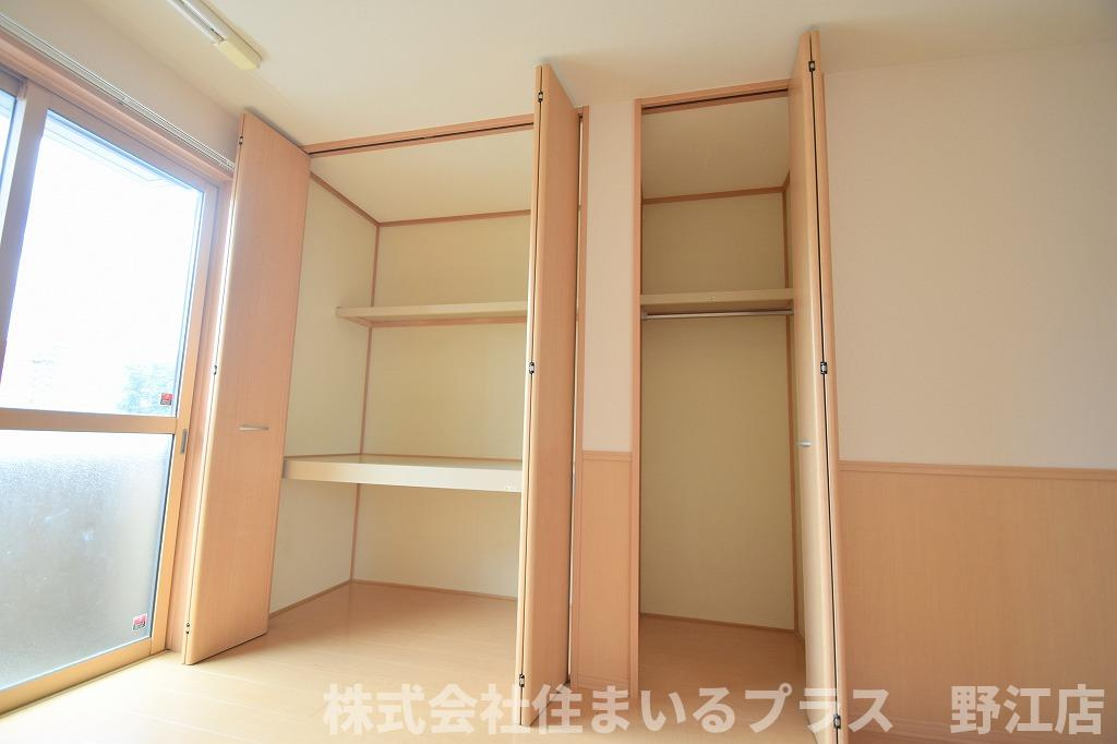 シェソワ鶴見緑地の収納