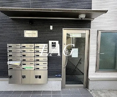 【エントランス】 | Ponte Vecchio | エントランスです。