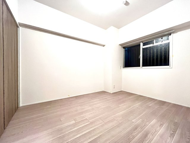 オリーブハイツ姫島の洋室