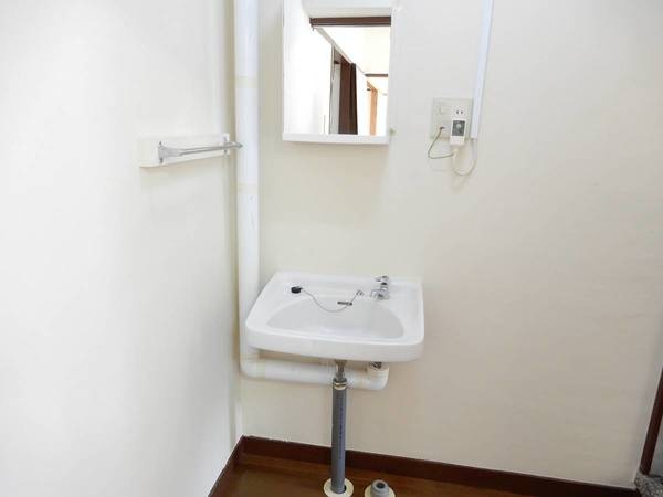 ビレッジハウス検見川6号棟の洗面所|ビレッジハウスの同一物件・同一タイプの間取りの写真です