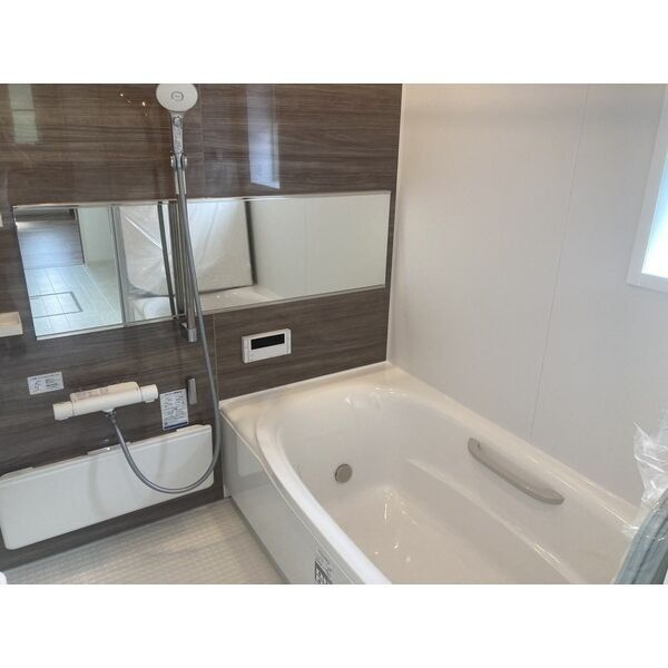 知多郡武豊町字金下　新築戸建の浴室