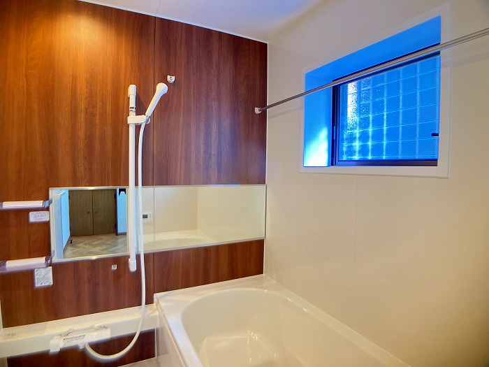 岡崎市大西町の浴室