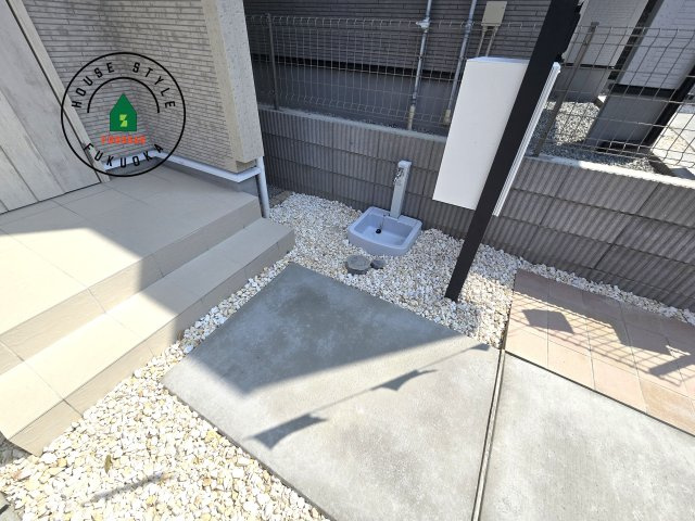 福岡市城南区七隈3丁目第1-3棟（2号棟）の庭|お庭で自由な時間を過ごせます。