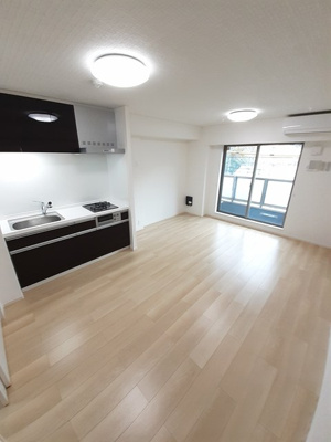 【居間・リビング】 | ガーデンテラス四季