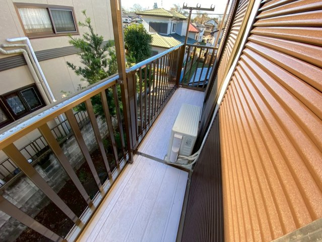 富里市新中沢中古戸建のバルコニー