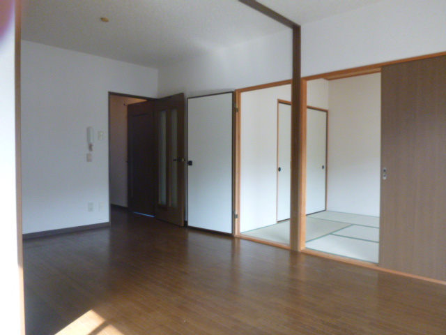 【洋室】 | 第2英光マンション