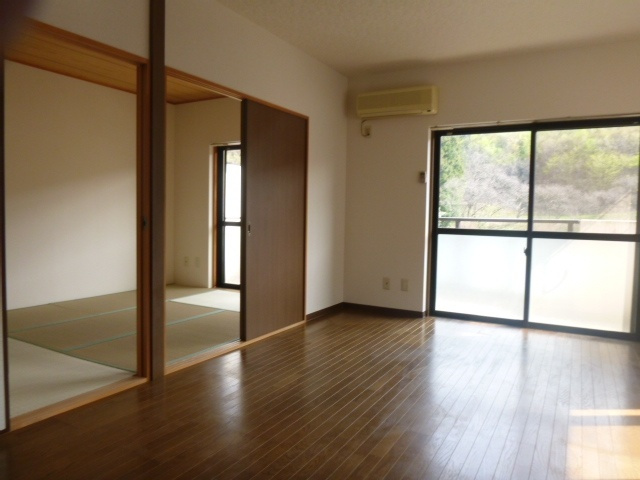 【居間・リビング】 | 第2英光マンション