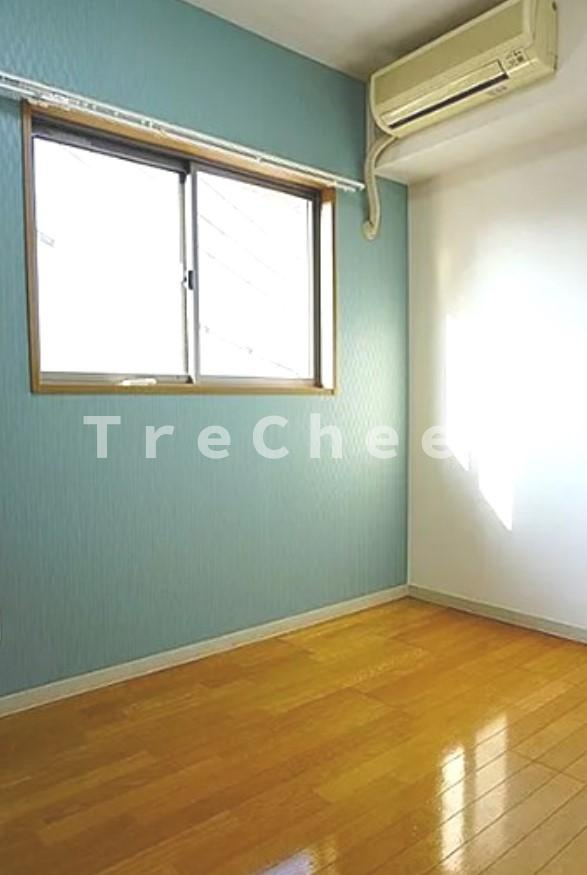 ディアナヒルの洋室