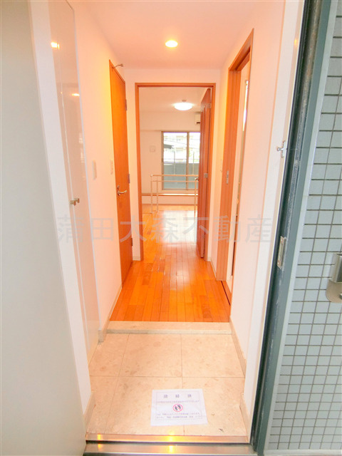 プロスペクト大森海岸の玄関