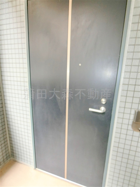 プロスペクト大森海岸の玄関