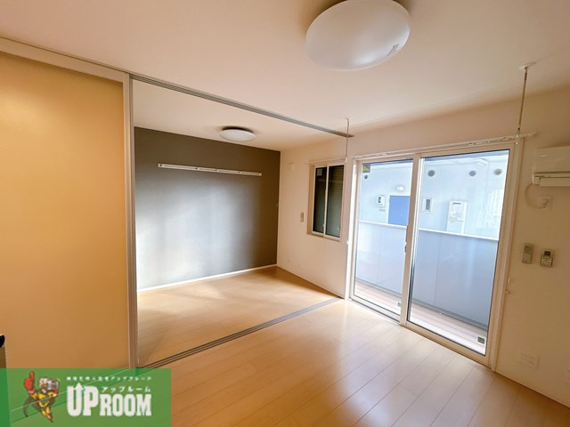 ラヴィングの居間・リビング