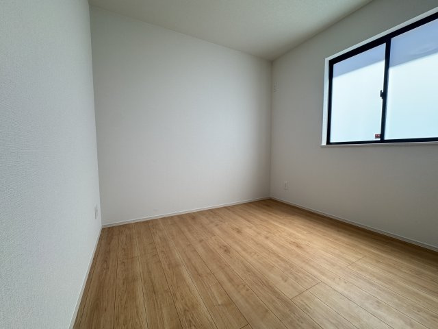 うるま市江洲（全10棟）FGHI号棟の洋室|F号棟　洋室5.25帖＋CL付き♪