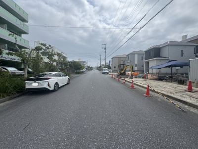 【前面道路含む現地写真】 | うるま市江洲（全10棟） | ※北東側公道15.9m♪