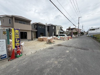 【前面道路含む現地写真】 | うるま市江洲（全10棟） | ※北東側公道15.9m♪