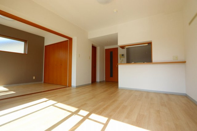 【居間・リビング】 | マノワールエスト | 室内写真は参考です
12帖