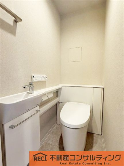 メゾン苦楽園桜町のトイレ