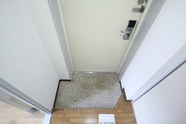 ドリーム東生駒の玄関