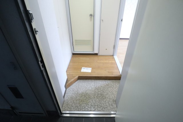 ドリーム東生駒の玄関