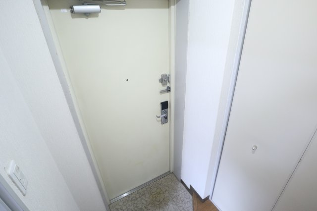 ドリーム東生駒の玄関