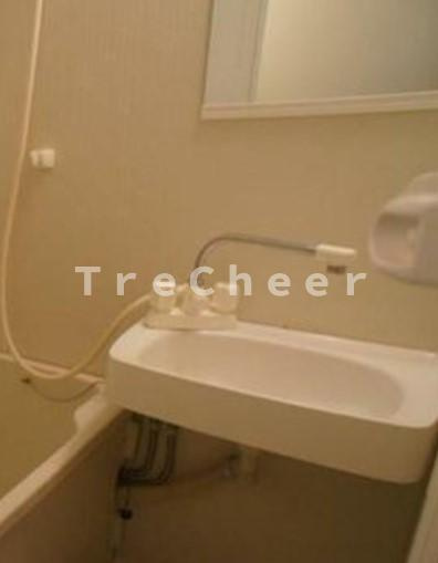 ドゥエル本蓮沼の洗面所