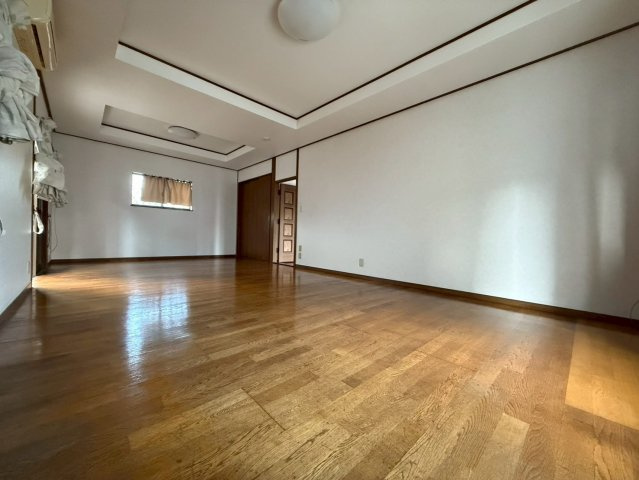 【居間・リビング】