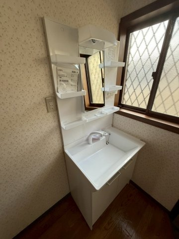 【独立洗面台】