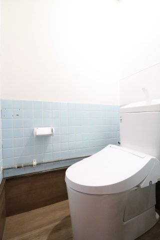 上野アパートのトイレ