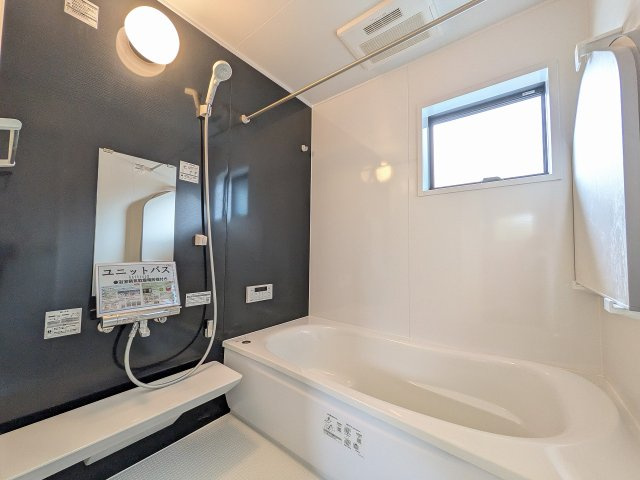八王子市　泉町　新築一戸建て　９期の浴室|～のびのびくつろげるバスルーム　１日の締めくくりに癒やしのバスタイムを～