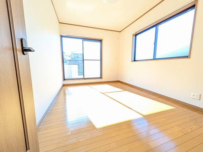 【洋室】 | 星ヶ丘四丁目4番2号（C-2）