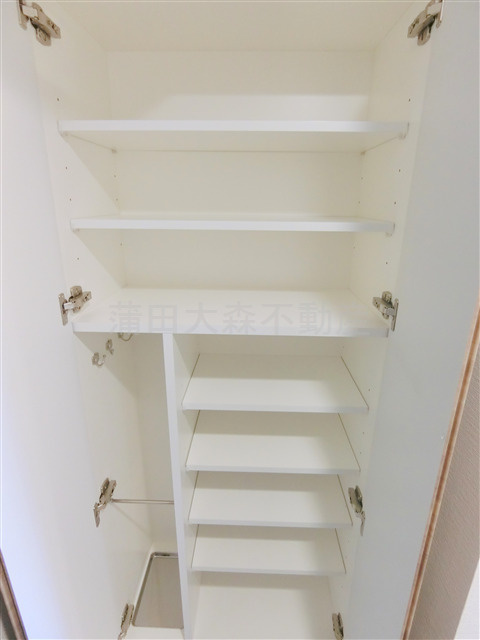 グラシアプレイス大森町の収納|玄関収納