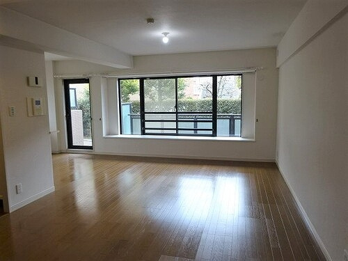 ライオンズステージ上野毛の居間・リビング|リビングダイニング　※2023年2月撮影