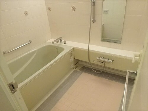 ライオンズステージ上野毛の浴室|浴室　※2023年2月撮影