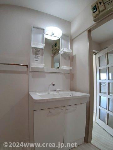 志木アーバンハイツの独立洗面台