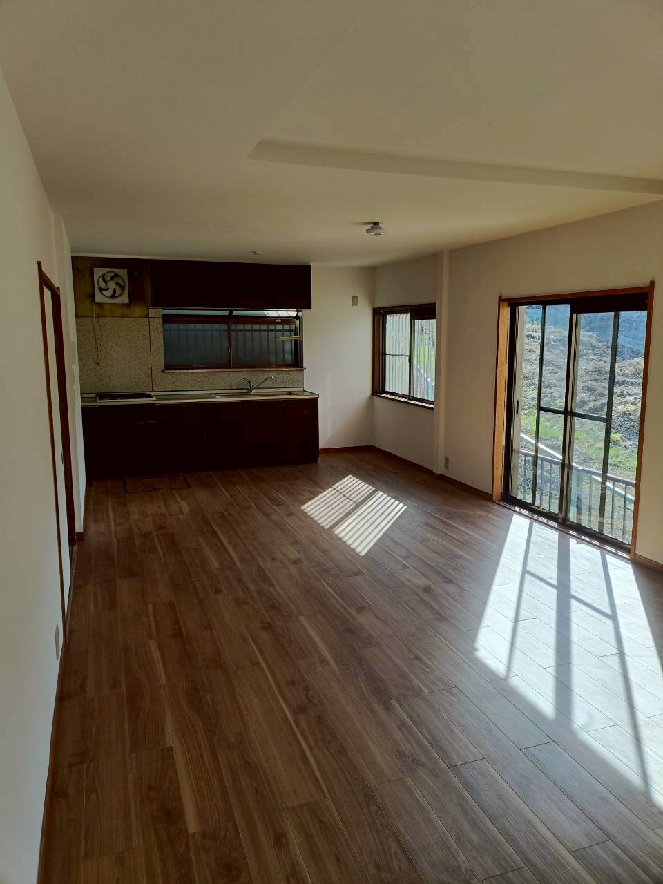 板橋区若木3丁目戸建の居間・リビング