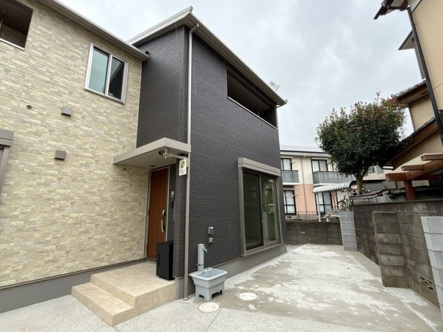 LA STELLAの外観|102号室外観