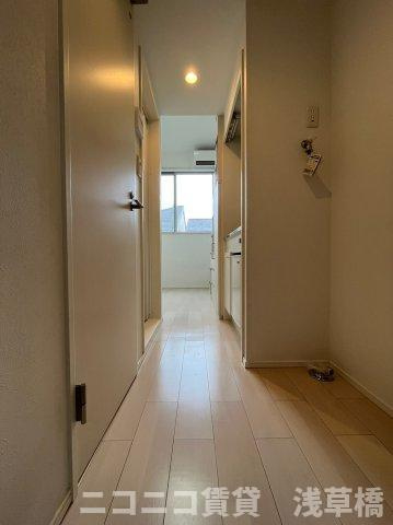 サヴォイ渋谷本町の玄関|202号室イメージの為、現状を優先致します。