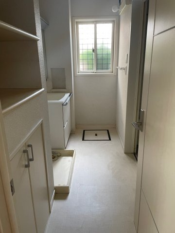 宇都宮市西川田町の洗面所