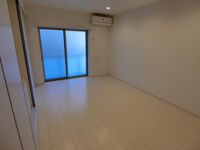 【居間・リビング】 | リブリ・エミネンス川越 | こちらの居間で趣味の時間をお楽しみください