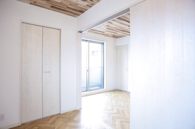 【寝室】 | Calm戸畑 | 使い勝手のいい寝室です