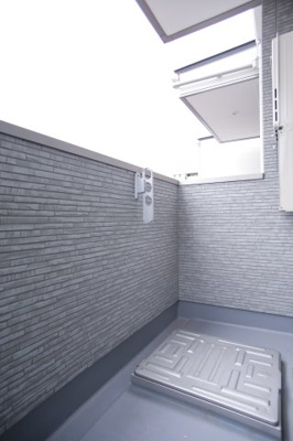 【バルコニー】 | Calm戸畑 | お洗濯物を干すのに十分なスペースを確保したバルコニーです。