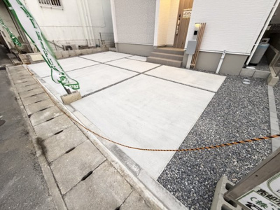 【駐車場】 | 南城市知念海野（全2棟）ラスト2号棟 | 2号棟　並列駐車2台可♪