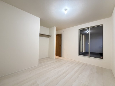 【洋室】 | 南城市知念海野（全2棟）ラスト2号棟 | 2号棟　洋室6.68帖＋CL付き♪