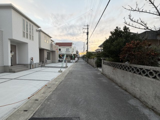【前面道路含む現地写真】 | 南城市知念海野（全2棟）ラスト2号棟 | ※北側公道4.1m♪
