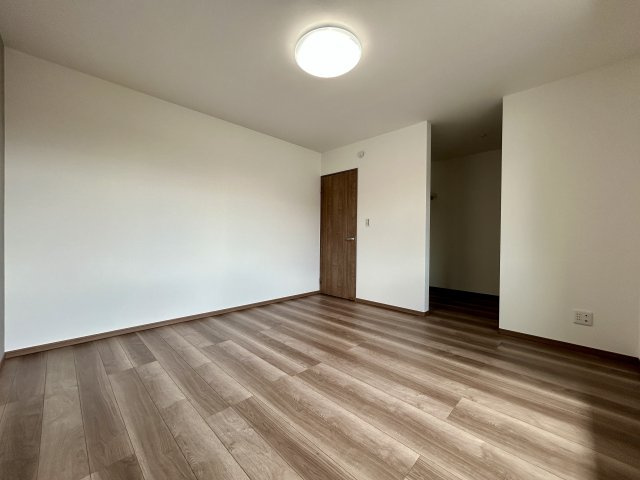 【寝室】