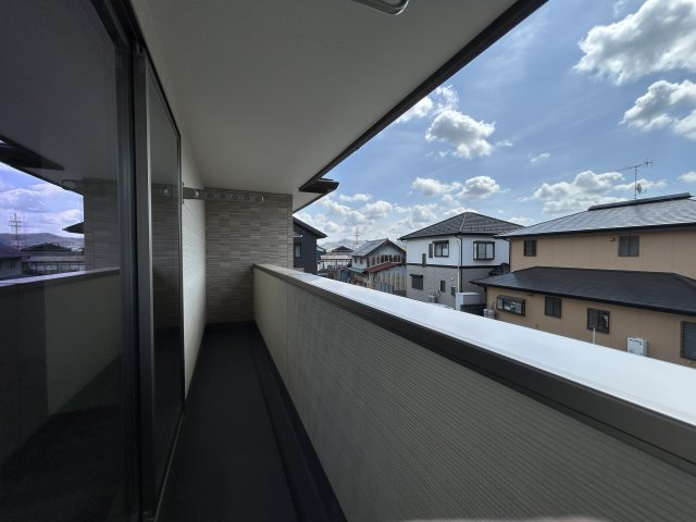 【バルコニー】