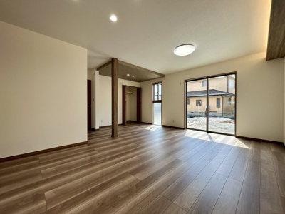 【居間・リビング】