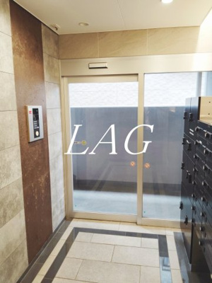 【エントランス】 | メゾン・レジュイット | エントランスです。