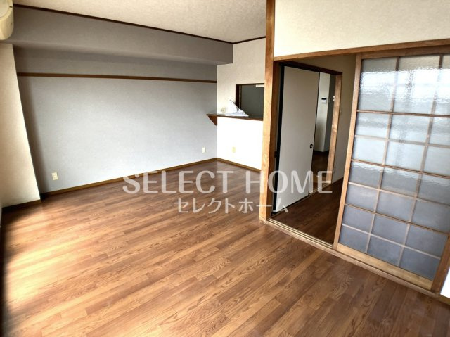 【居間・リビング】 | ケイズマンション大門（K'S大門） | おしゃれな居間です